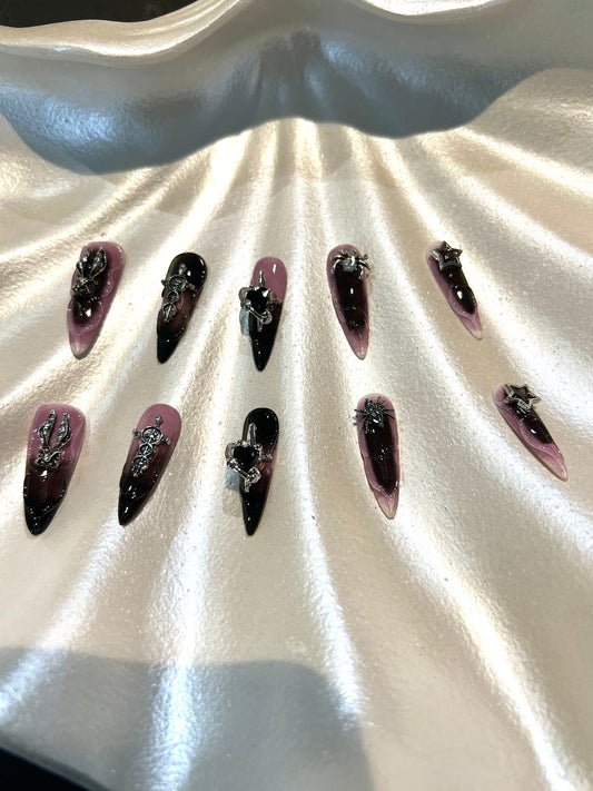 10Pcs Vibrant Y2K Nails (Black & Pink)