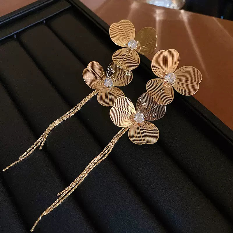 Sunlit Petals Earrings