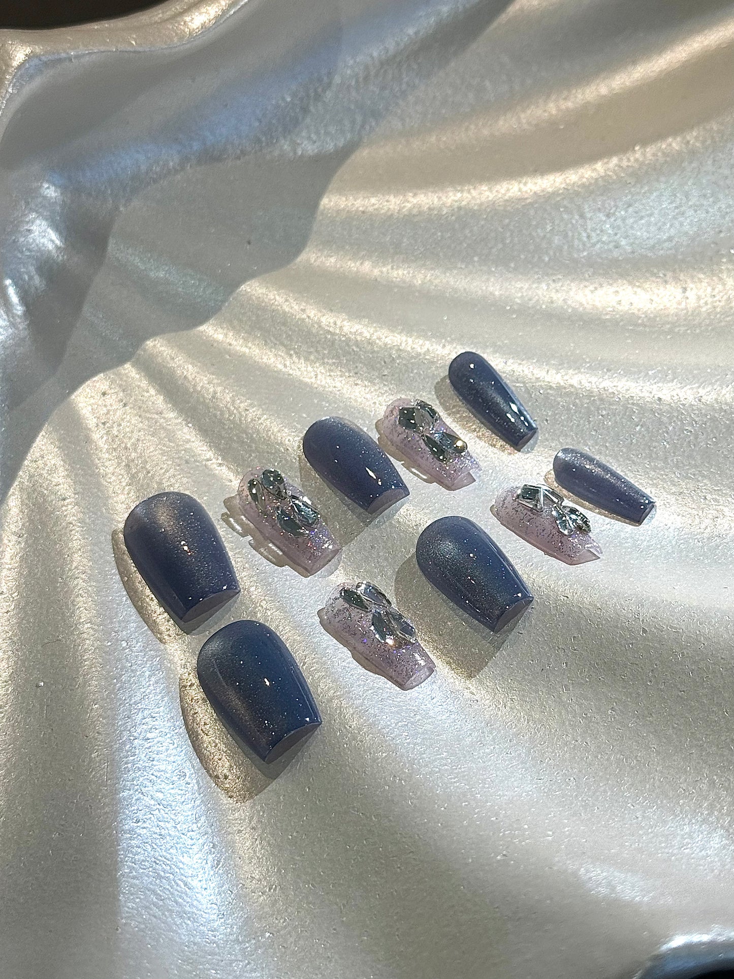 24Pcs Crystal Wave Nails