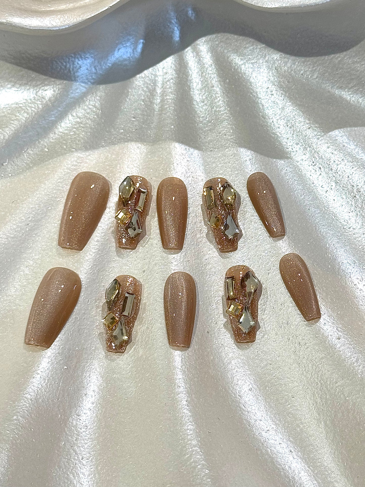 10Pcs Glowing Rose Nails