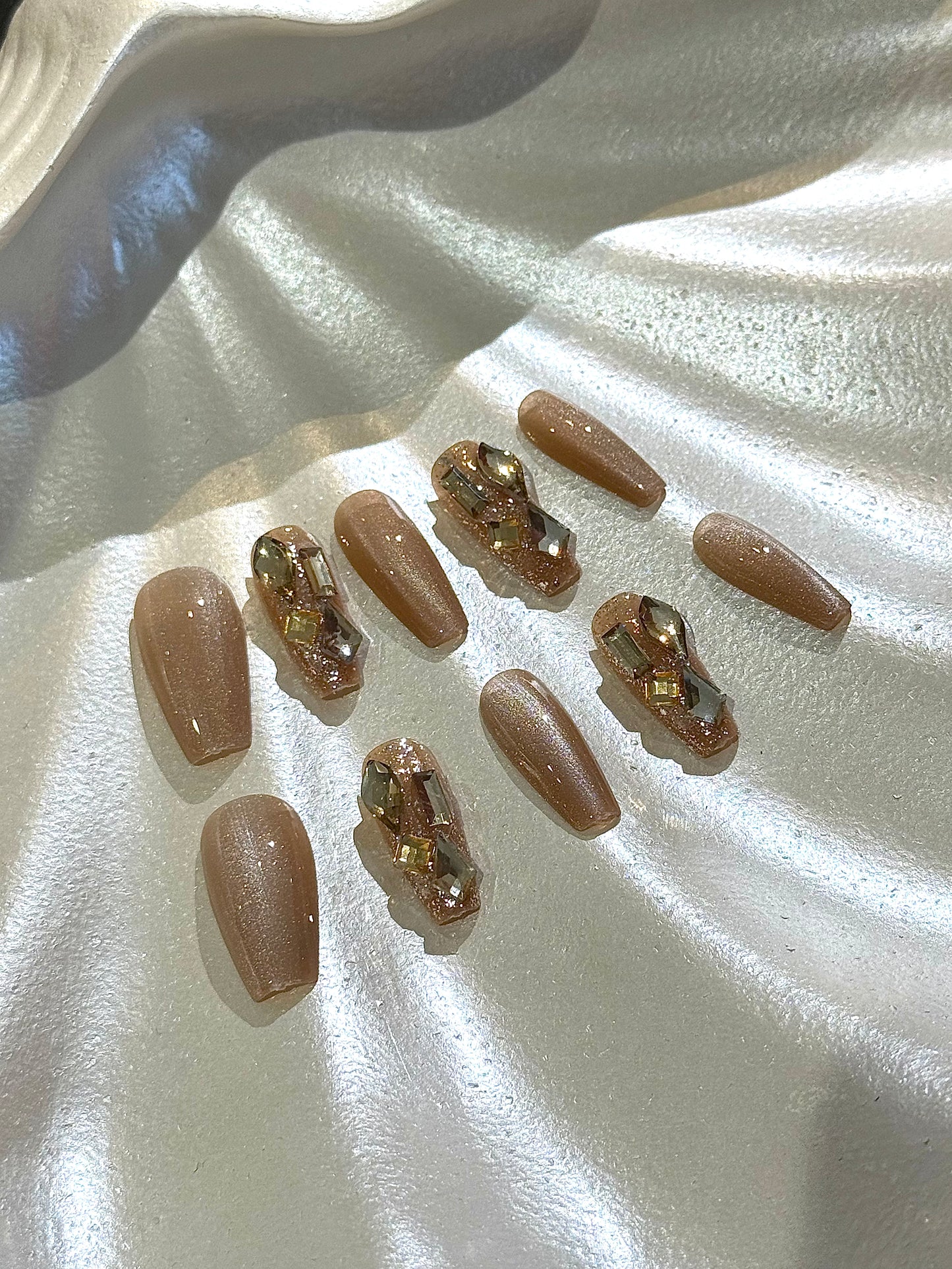 10Pcs Glowing Rose Nails