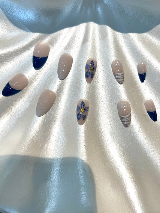 24Pcs Ocean Blue French Nails