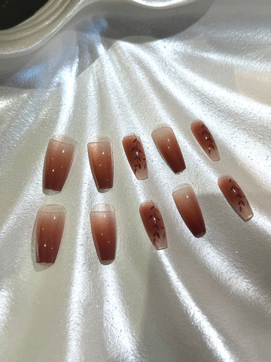 24Pcs Redwood Charm Nails