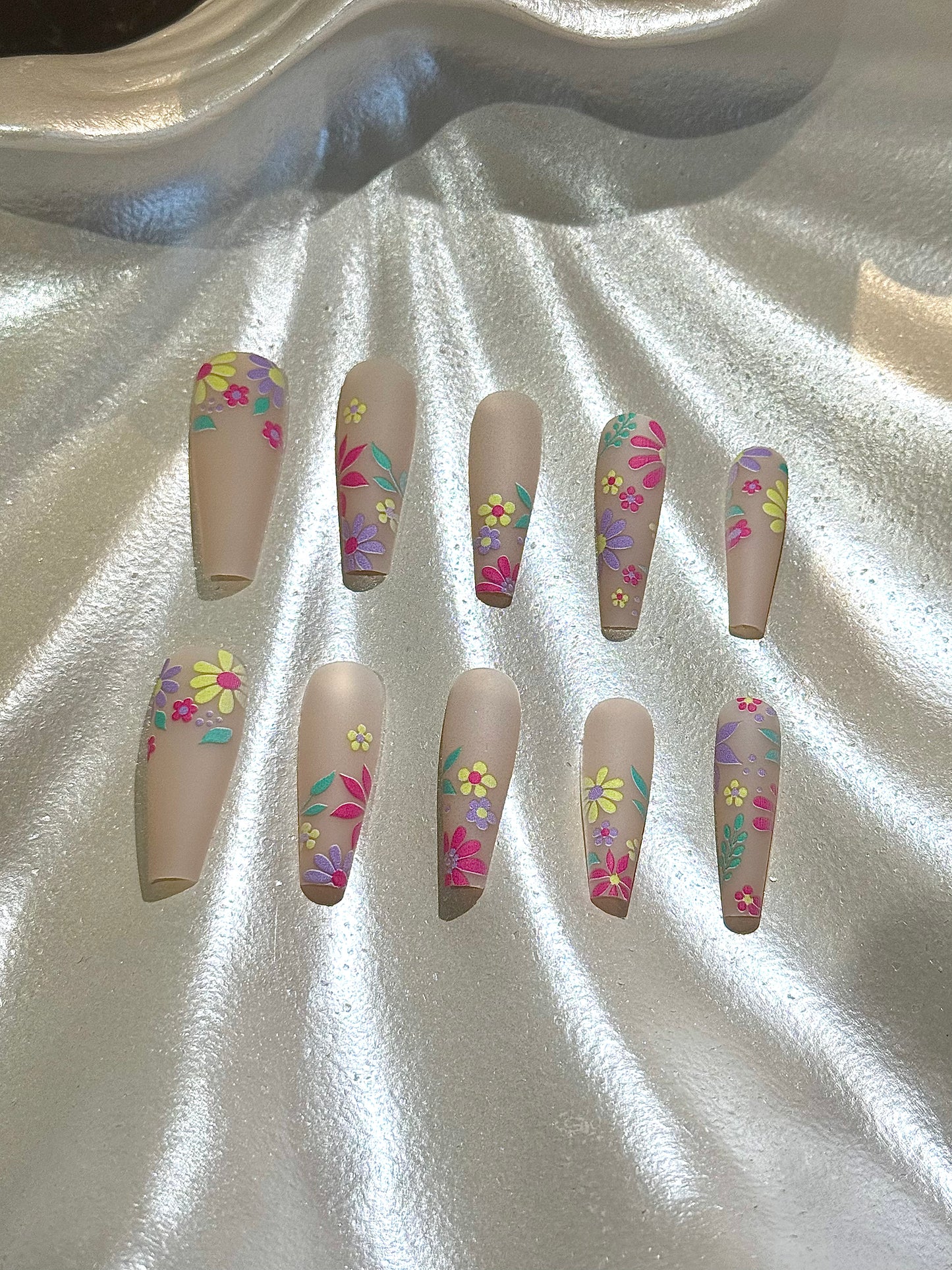 24Pcs Rainbow Flowery Nails